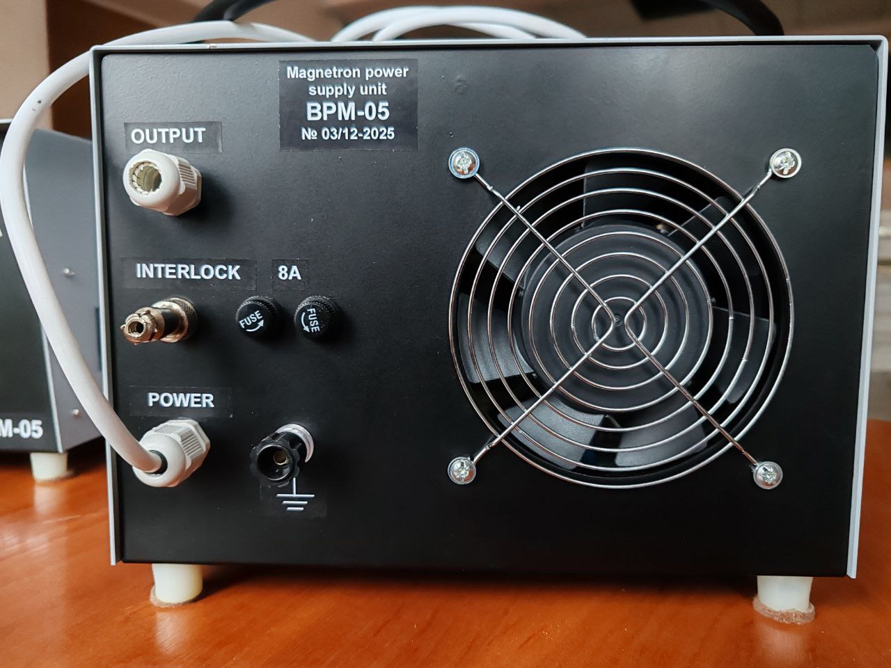 Источник питания постоянного тока (DC) БПМ-05-2025 для магнетрона — изображение 2